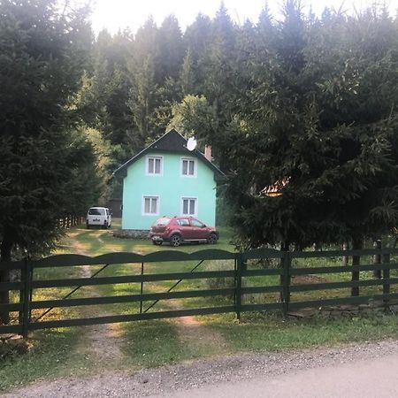 Pataki Kulcsoshaz Villa Izvoare  Exterior foto